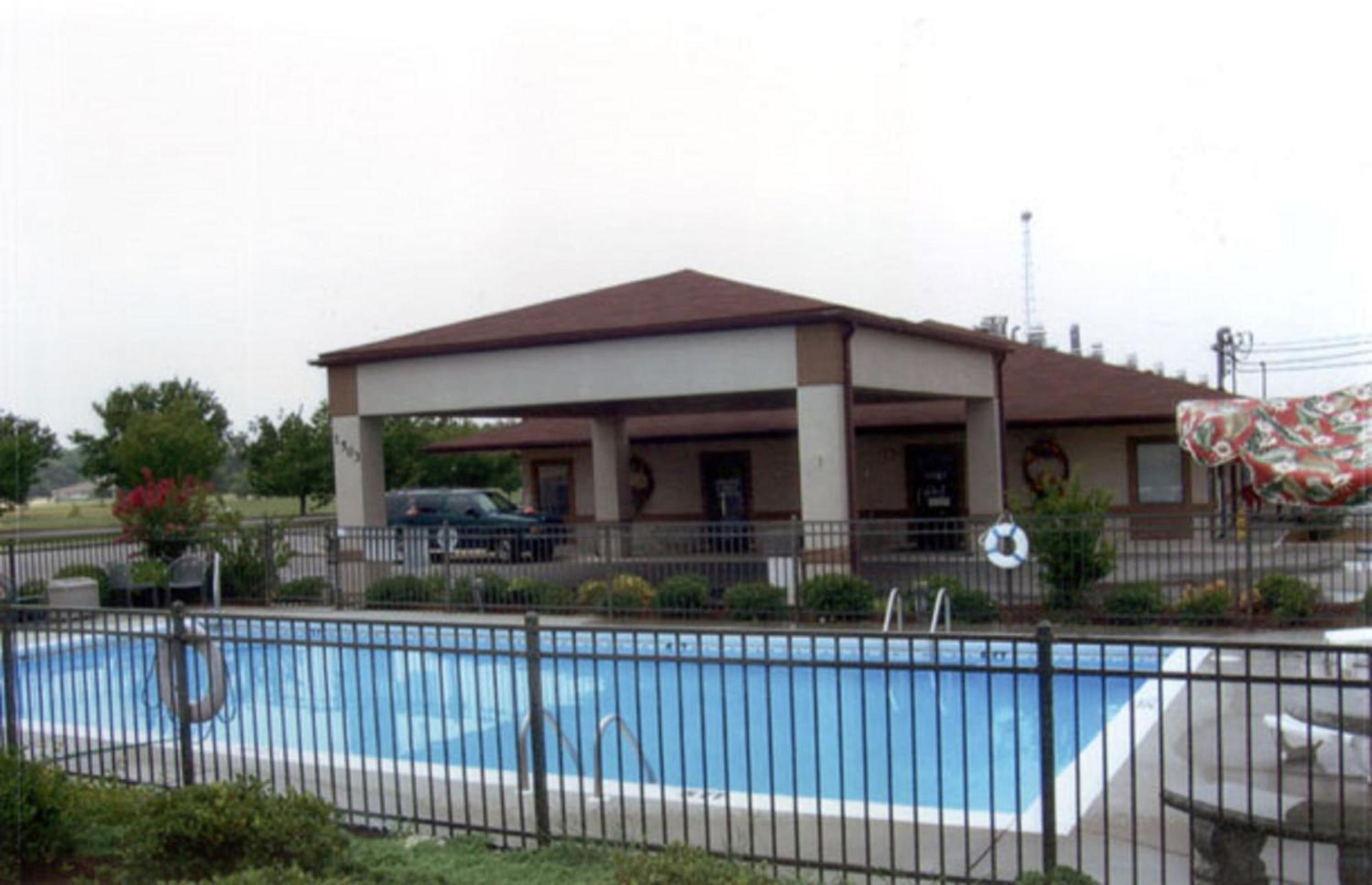 Briarwood Inn Of Geneva Exteriör bild